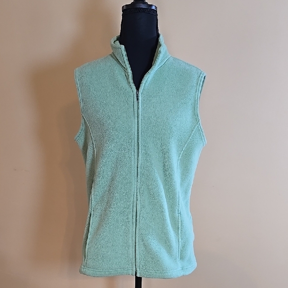 L.L. Bean Jackets & Blazers - L.L. Bean Mint Green Fleece Vest M
